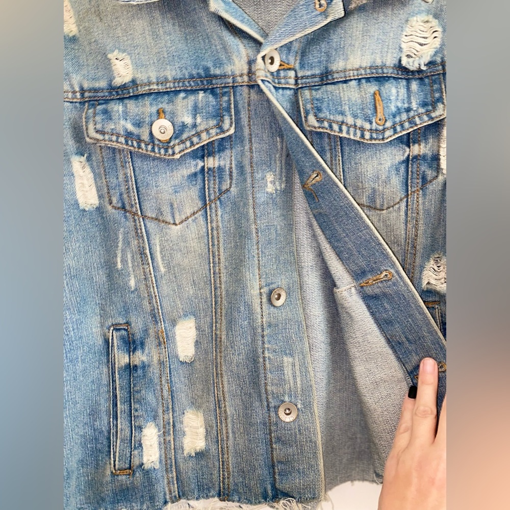 Destructed denim jacket - Picture 4 of 6